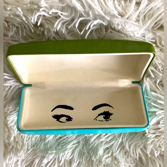 Kate Spade Eyewear Case - Picture 2 of 5